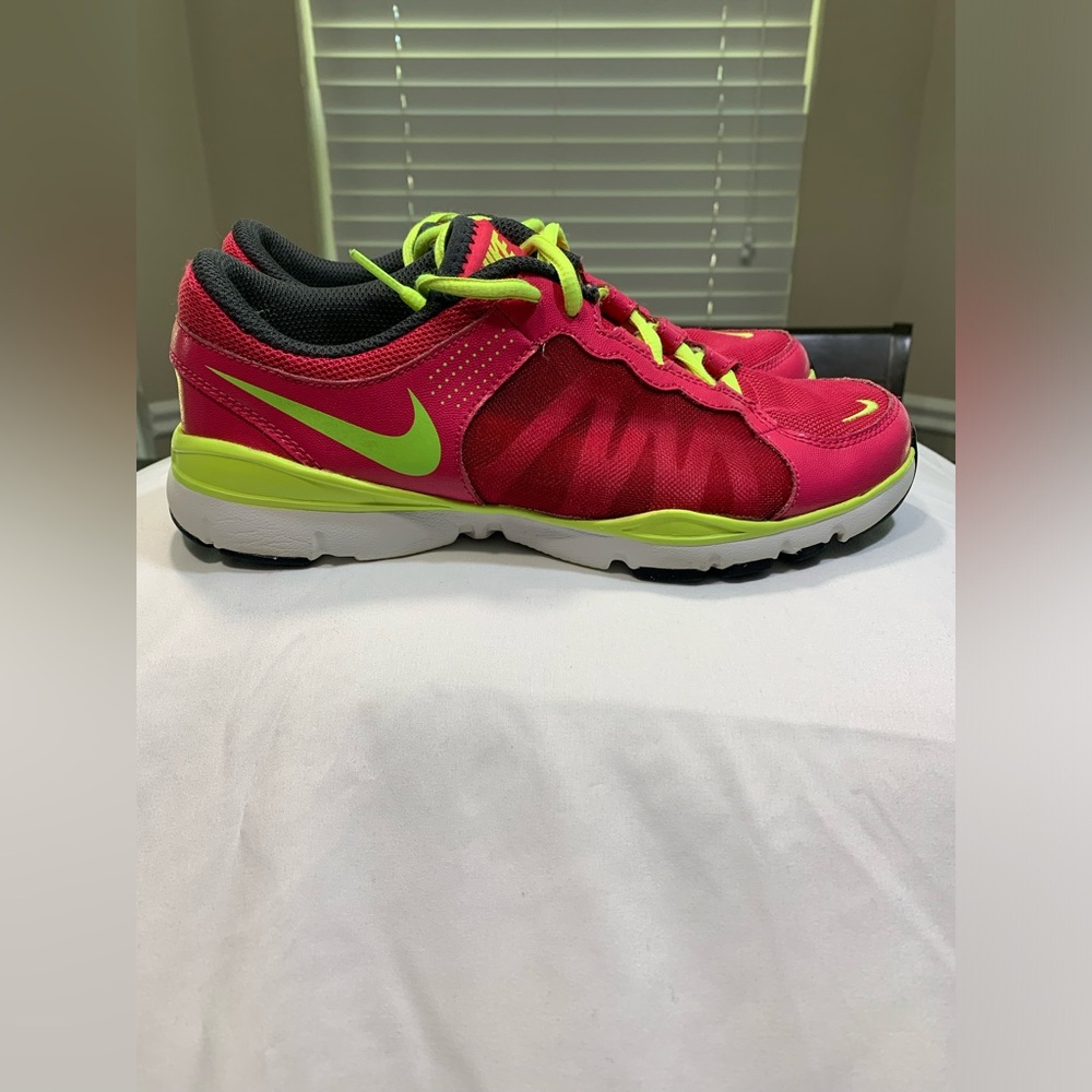Nike Womens Flex TR 2 Size 7